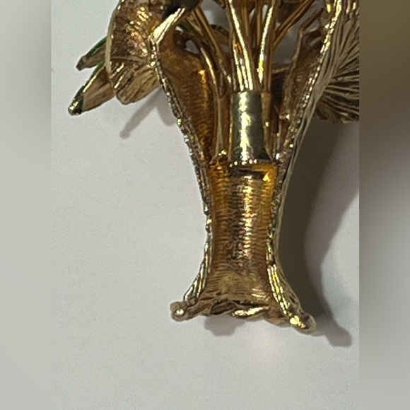 VTG Floral Bouquet Gold Tone Colorful Rhinestones Brooch Pin - Picture 12 of 13